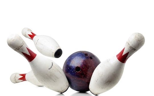 Bowling pins.jpg